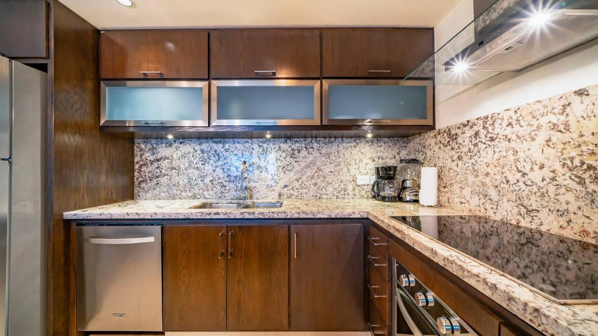 Ocean View Condo - 2 Bedrooms - At The Elements Condos - Castillo De Arena Playa del Carmen