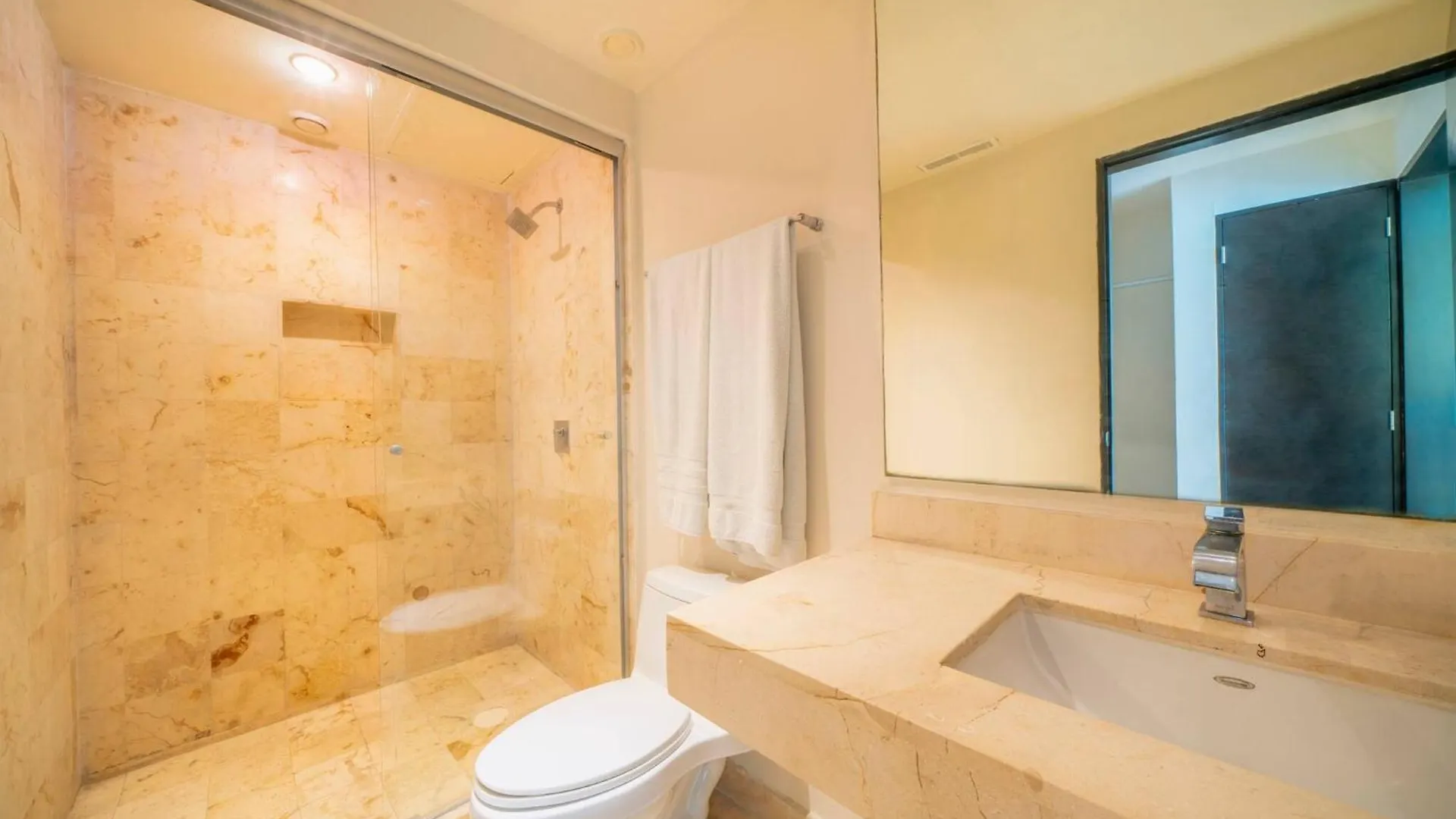 Ocean View Condo - 2 Bedrooms - At The Elements Condos - Castillo De Arena Playa del Carmen 0*,